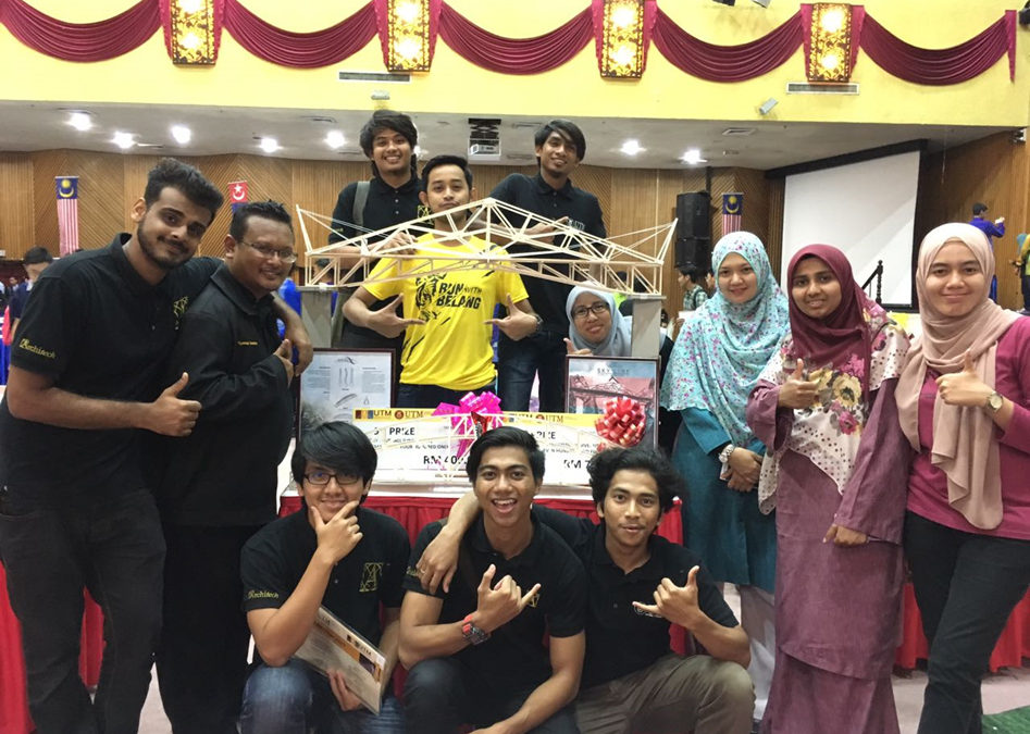 Quantity Surveyor and Architecture Students Won Gold Medal in International UTMBridge Competition 2017
