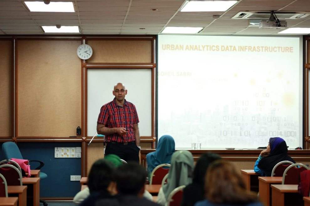 An Urban Analytics Data Infrastructure (UADI): A New Ontological Framework to Underpin The Next Generation of Smart Decision-Support Tools by Dr.Soheil Sabri