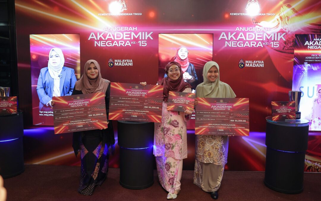 Kesohoran Ahli Akademik UTM terus diiktiraf melalui Anugerah Akademik Negara ke-15