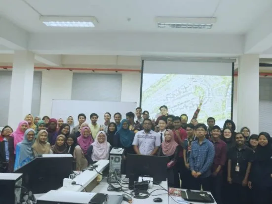 Alumni Berkongsi Ilmu Melalui Bengkel Asas Penggunaan AutoCAD