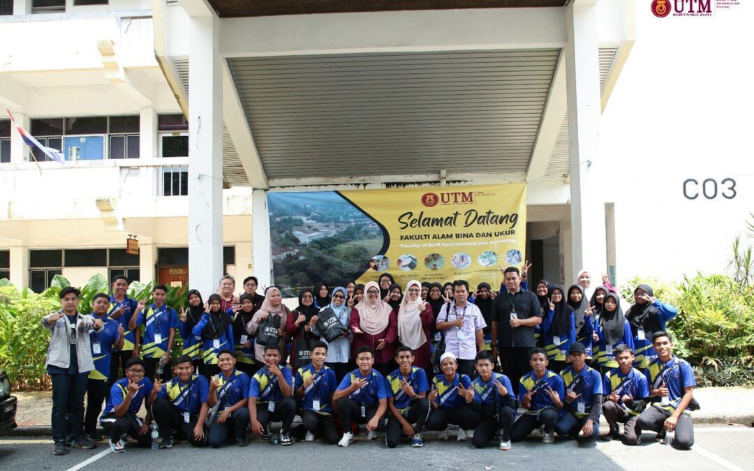 Program ‘FABU di Hati’ santuni pelajar Sekolah Layang-Layang Kiri, Perak